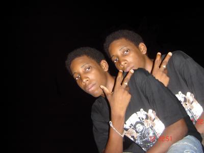                                     Suity @k@ Steeve