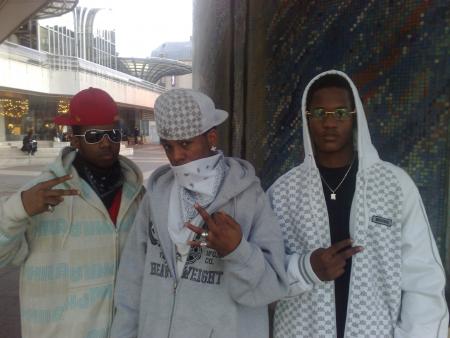                                            Les trois ganster